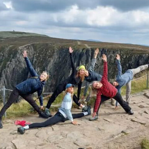 Pogłębiona praktyka jogi w Górach Izerskich - Antoniów