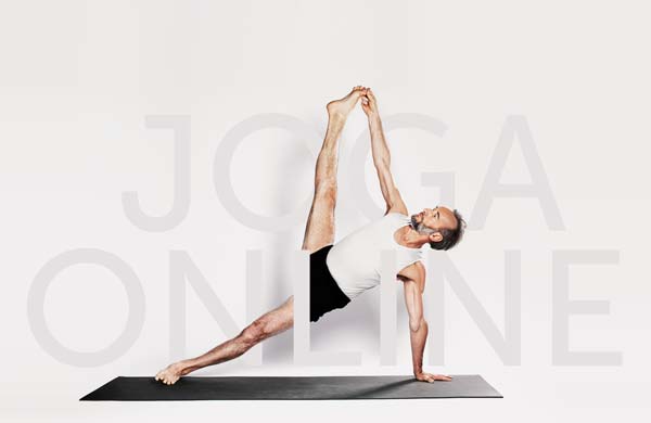 Joga online z Adamem Ramotowskim