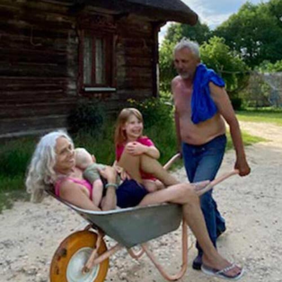 Lato-z-joga-Ojrzanow-taczka