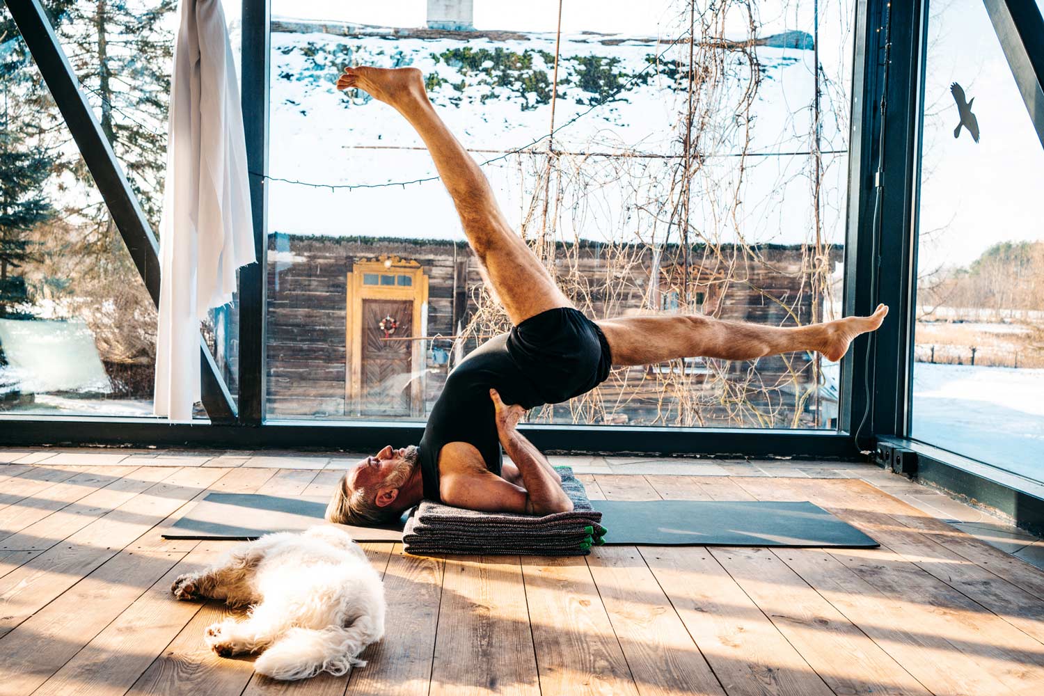 Sylwester z jogą w Zagrodzie Ojrzanów