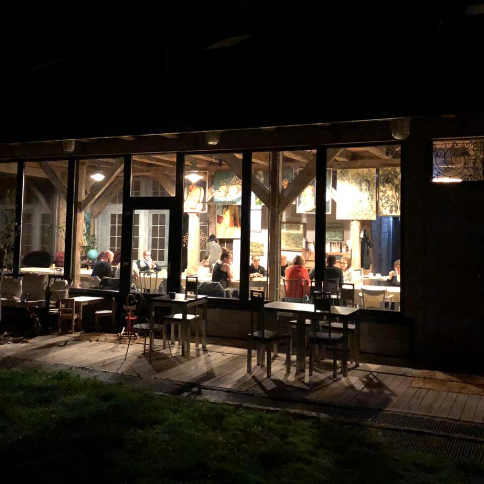 jadalnia w Ojrznowie