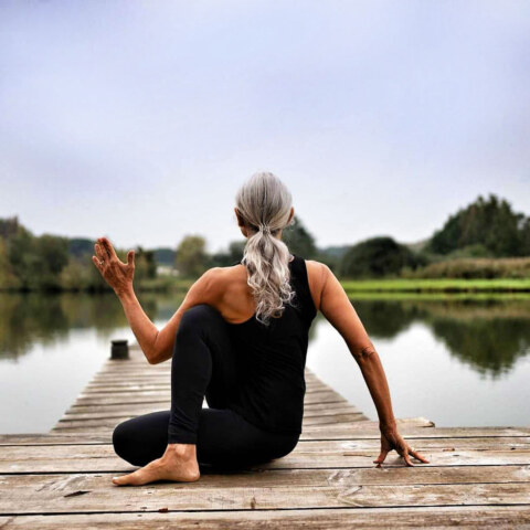 Weekend z jogą w Zagrodzie Ojrzanów