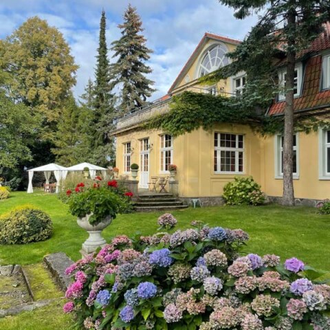 Dwór 6 Dębów w Prusewie