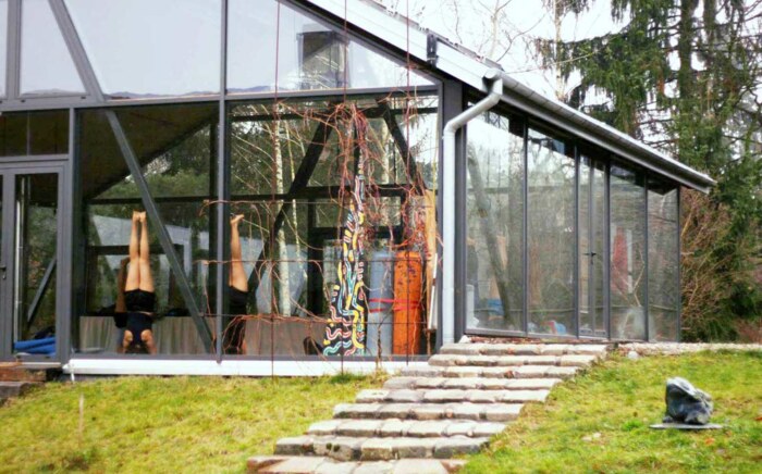 Weekend z joga i Robertem Ściubidło w Zagrodzie Ojrzanów